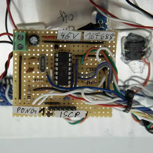 Pong Platine mit PIC