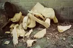 'Zerbrochen' in a higher resolution