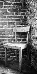 'Stuhl' in a higher resolution