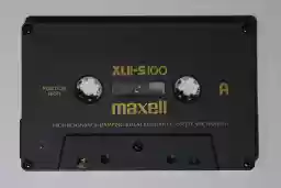 'maxell' in a higher resolution