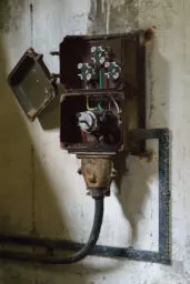 'Hauptschalter' in a higher resolution