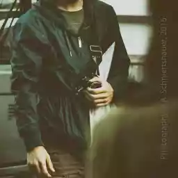 'StreetPhotographer exposed' in a higher resolution